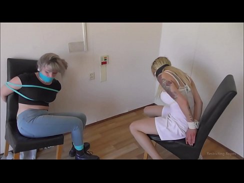 ❤️ Bağımlı / bağlı ve ağzı tıkalı / sıkıntı içinde küçük hanım Süper seks tr.com-pornzog.ru ️❤
